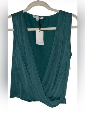 NWT Green Envelope Teal Sleeveless Top SZ S